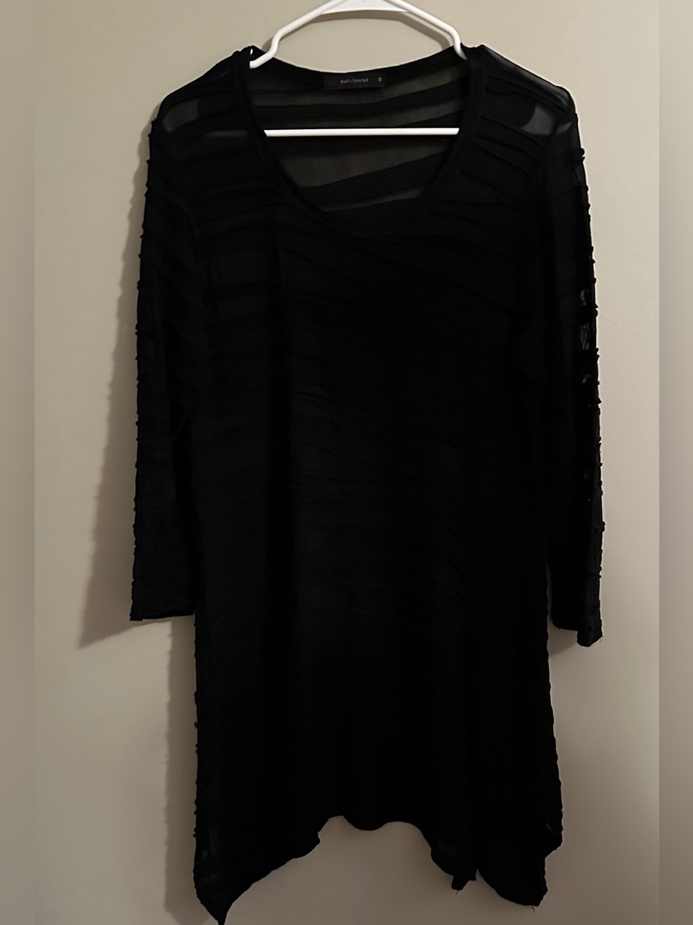 cut loose Black Long-Sleeve Sheer Stripe V-Neck Tunic Dress
